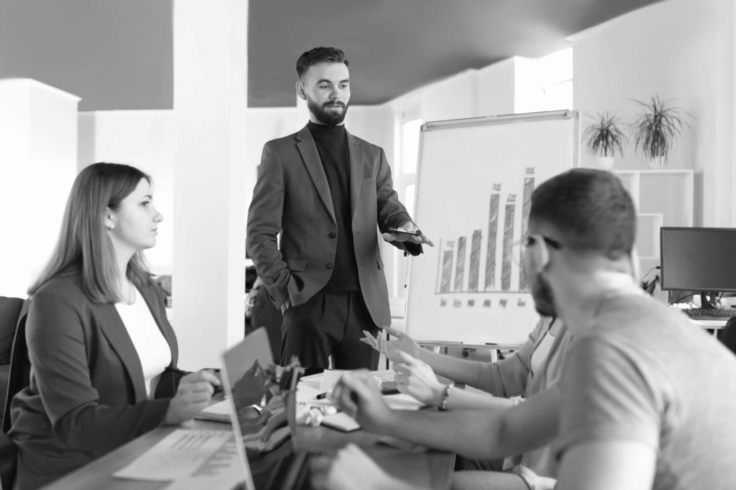 Sesión educativa sobre planificación financiera